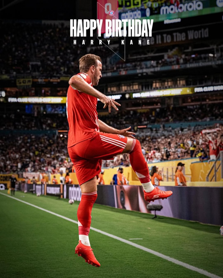 今天是凯恩32岁生日，拜仁社媒：我们的进球机器，生日快乐🥳