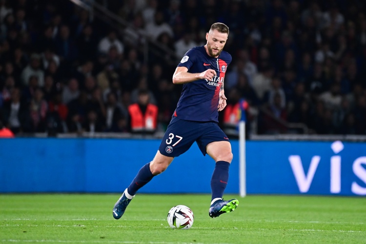 德天空：费内巴切总监在和巴黎谈什克最后细节，已敲定4年合同