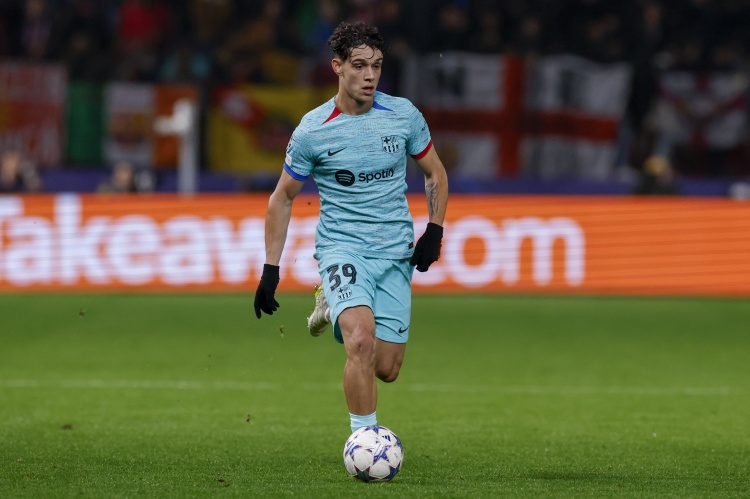 每体：巴萨想将青训右后卫福特出售套现，可能加入回购条款