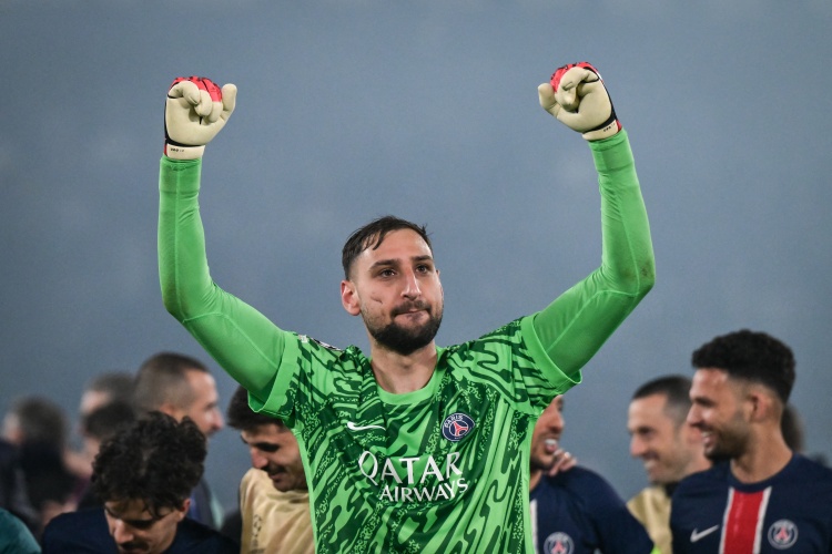 英媒：曼联关注多纳鲁马和科斯塔，为奥纳纳标价3500-4000万镑