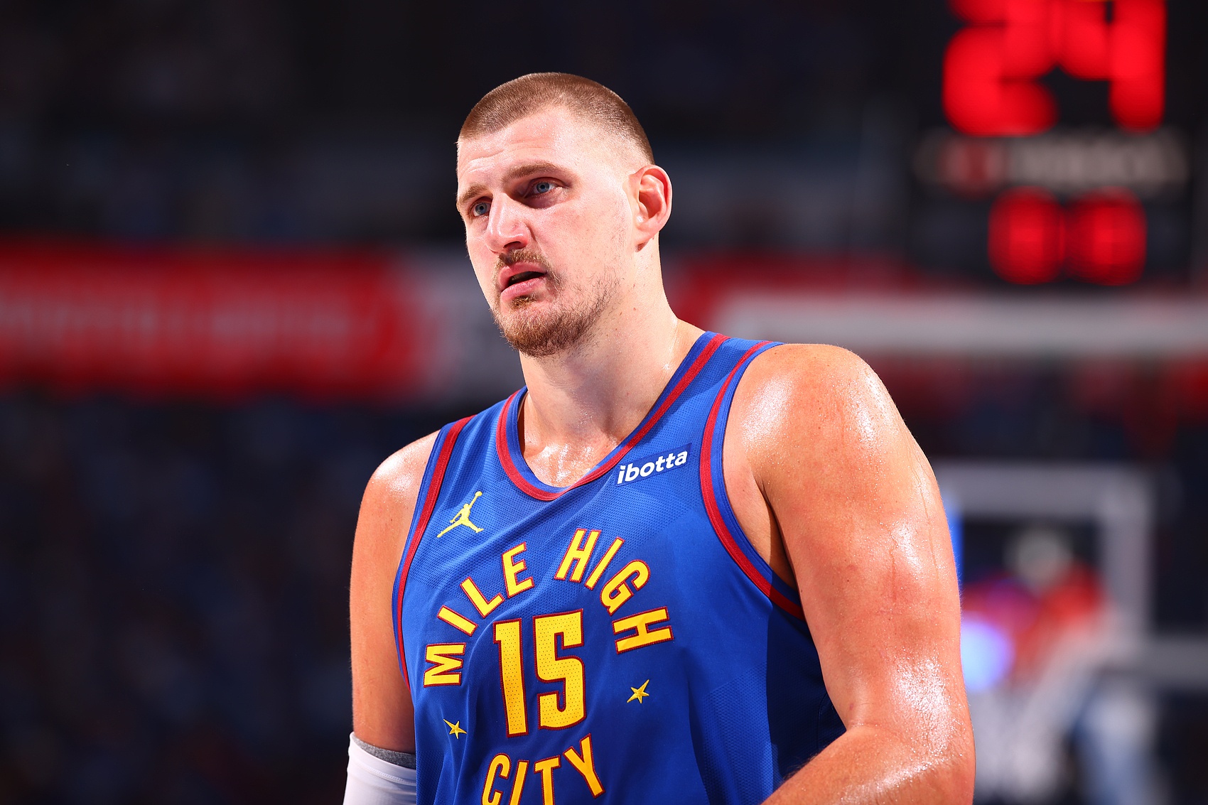 约基奇：我只是正常地打球 建议各位小火龙中锋做好你自己