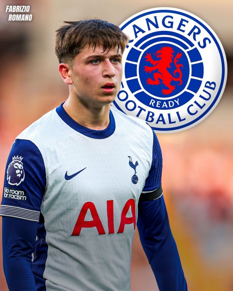 罗马诺：苏超流浪者接近租借热刺17岁边锋摩尔，无买断选项