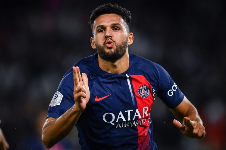 米体记者：米兰有意巴黎前锋贡萨洛-拉莫斯，评估租借方案