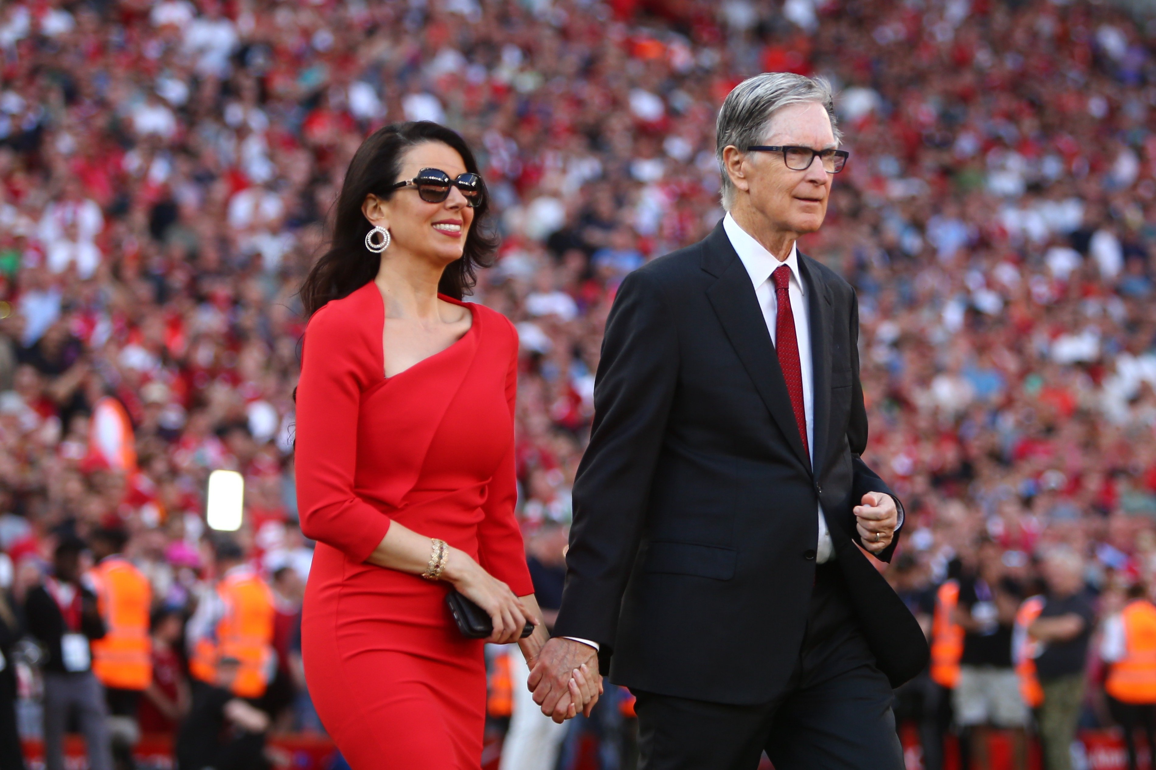 TA：芬威体育集团正在洽谈分阶段收购西甲赫塔费俱乐部事宜