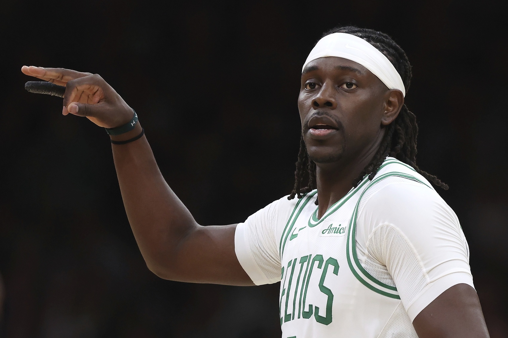 霍勒迪：伊戈达拉是我的导师之一 他是个混蛋&一直盯着我不放