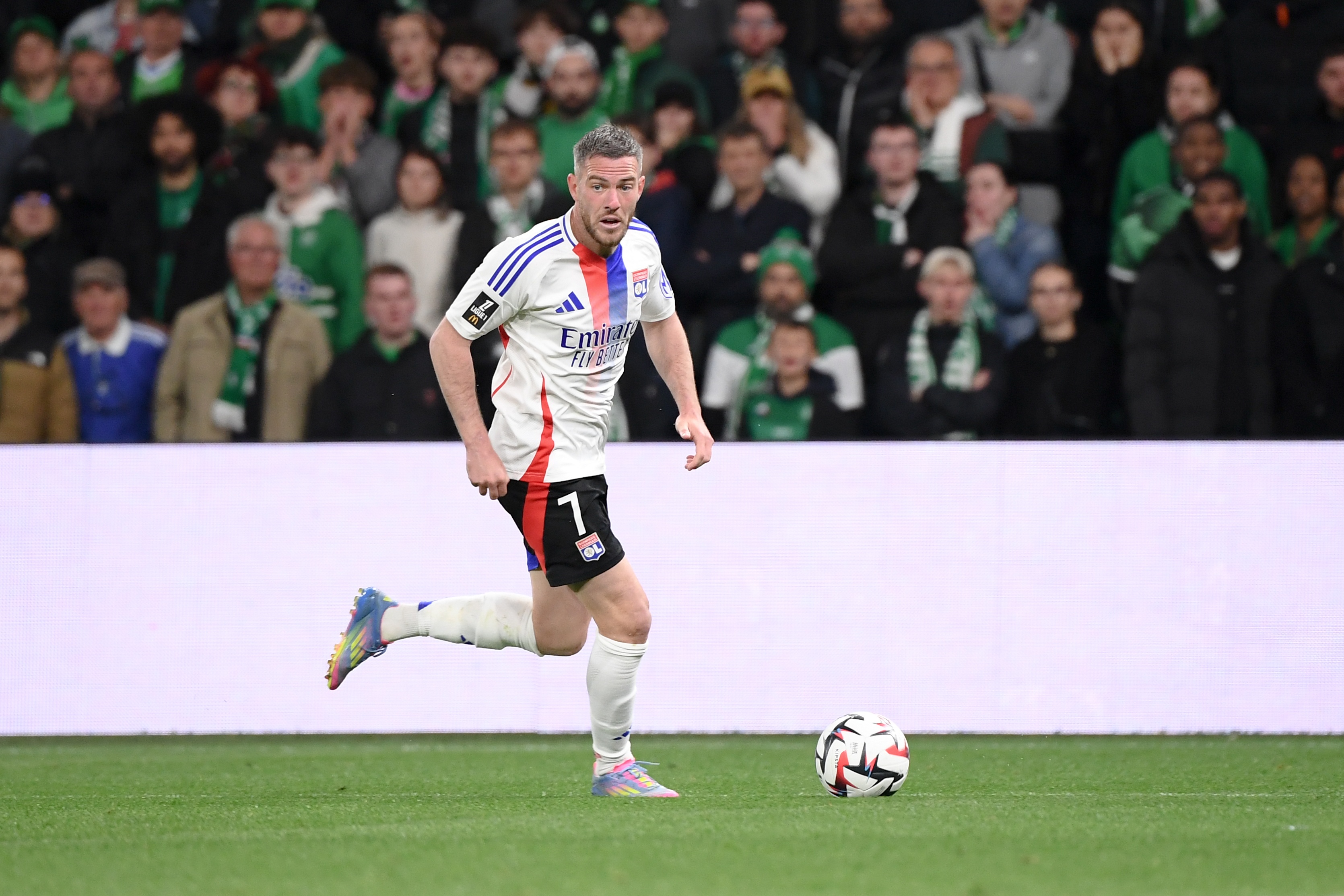 法媒：上赛季营业收入下降24%，里昂财政严重亏损