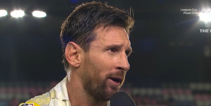 梅西：上周末他们没让我上场 ，今天比赛一开始感觉身体有些沉重