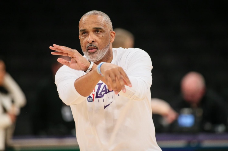 前湖人助教谈园区冠军：大家来到泡泡都是要争冠 没夺冠就闭嘴