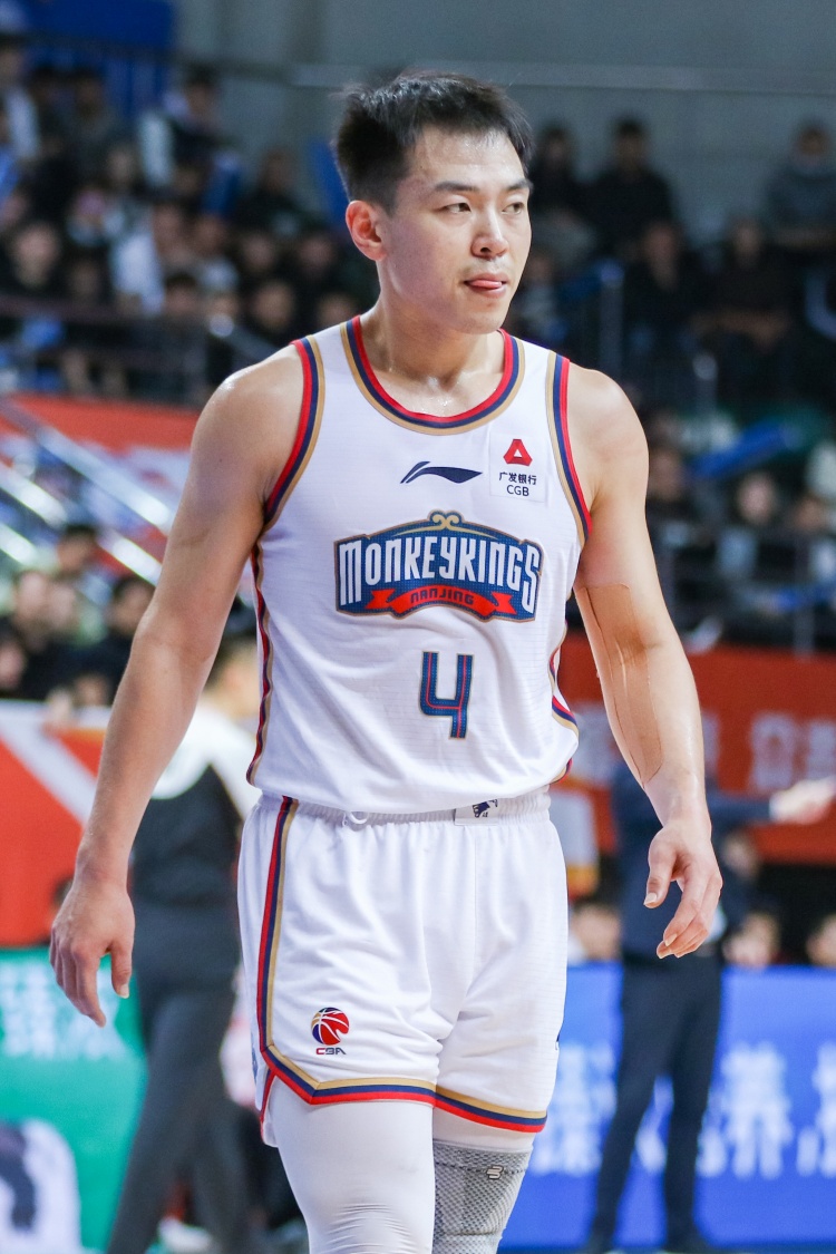 直播吧：同曦已经与后卫邬挺嘉达成2年续约协议