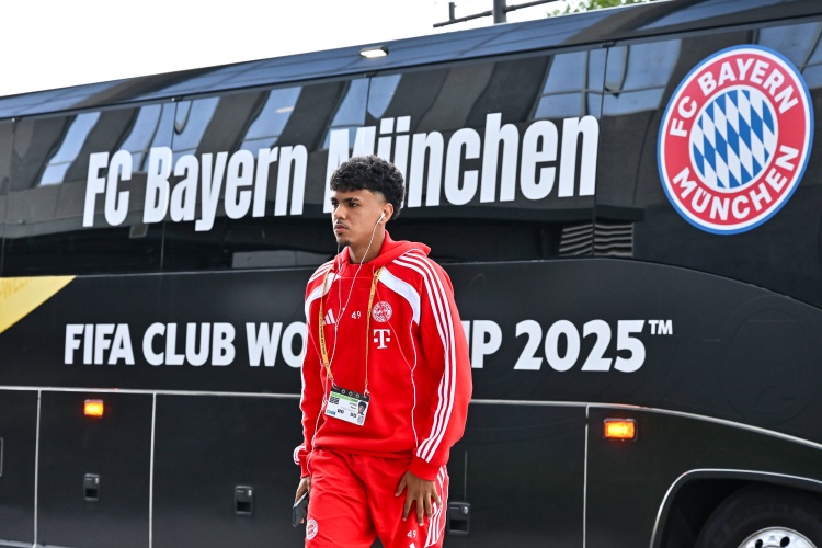 德天空：阿兹努不满拜仁未兑现承诺，训练态度消极令孔帕尼失望