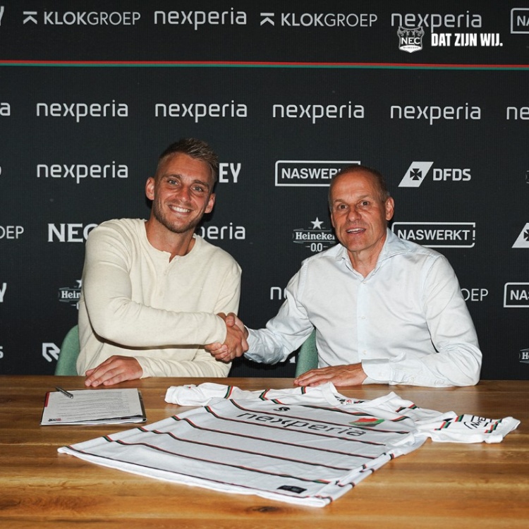 官方：36岁门将西莱森免签回归荷甲奈梅亨，签约一年