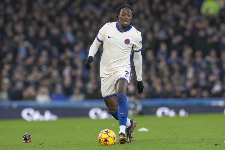 记者：纽卡有意切尔西中卫迪萨西，已与球员进行接触