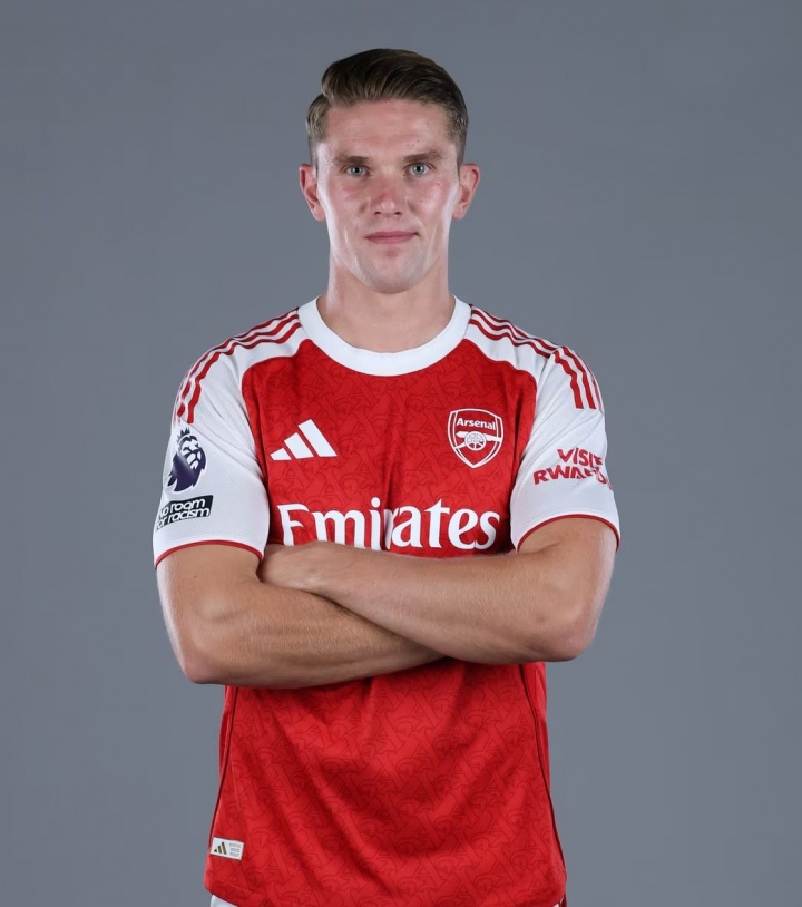 泰晤士报：约克雷斯早在转会官宣十天前，就已在伦敦成立推广公司