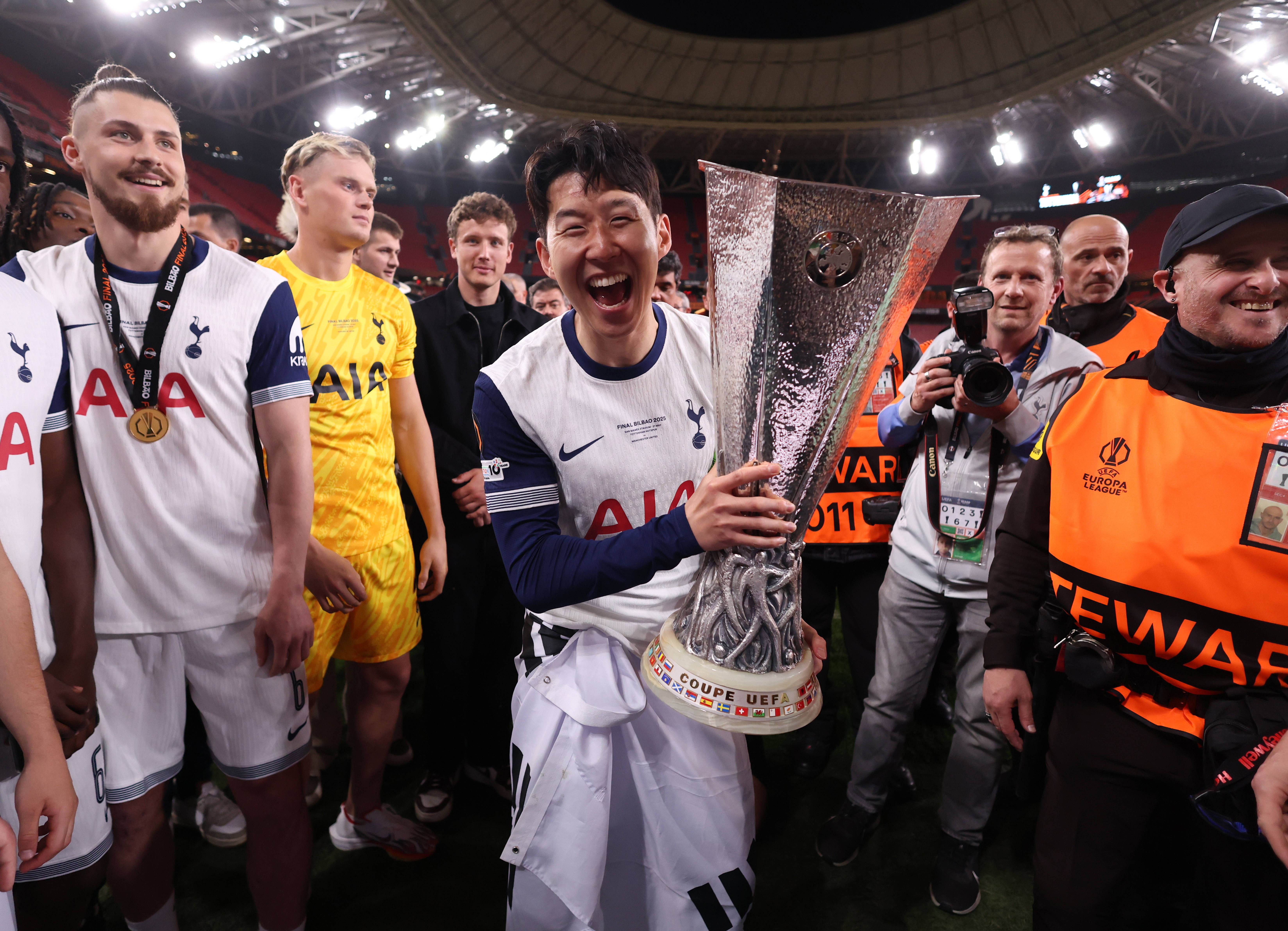 邮报观点：孙兴慜是比凯恩更伟大的热刺传奇，他把巅峰献给球队