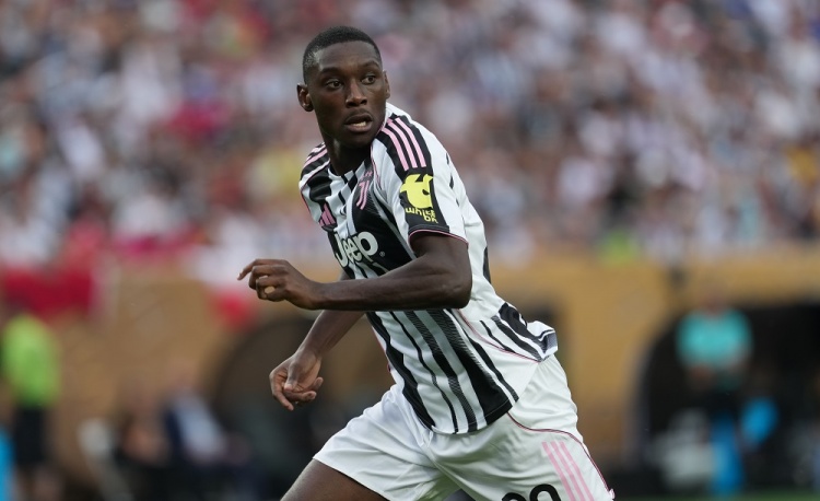 全市场：尤文提议高价租借穆阿尼，若获得欧冠资格就强制买断他