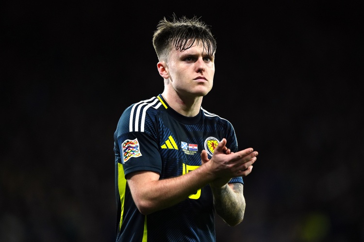 记者：西汉姆、狼队有意本-多克，利物浦冬窗曾拒绝2000万镑报价