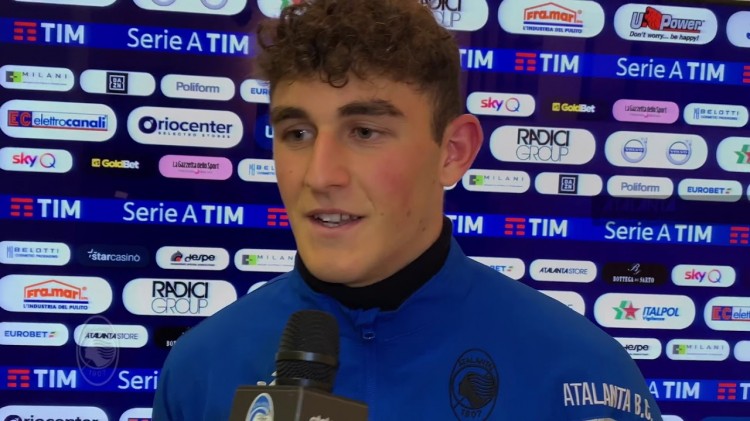 外媒：马竞有意24岁意大利前锋皮科利，卡利亚里要价3000万欧元