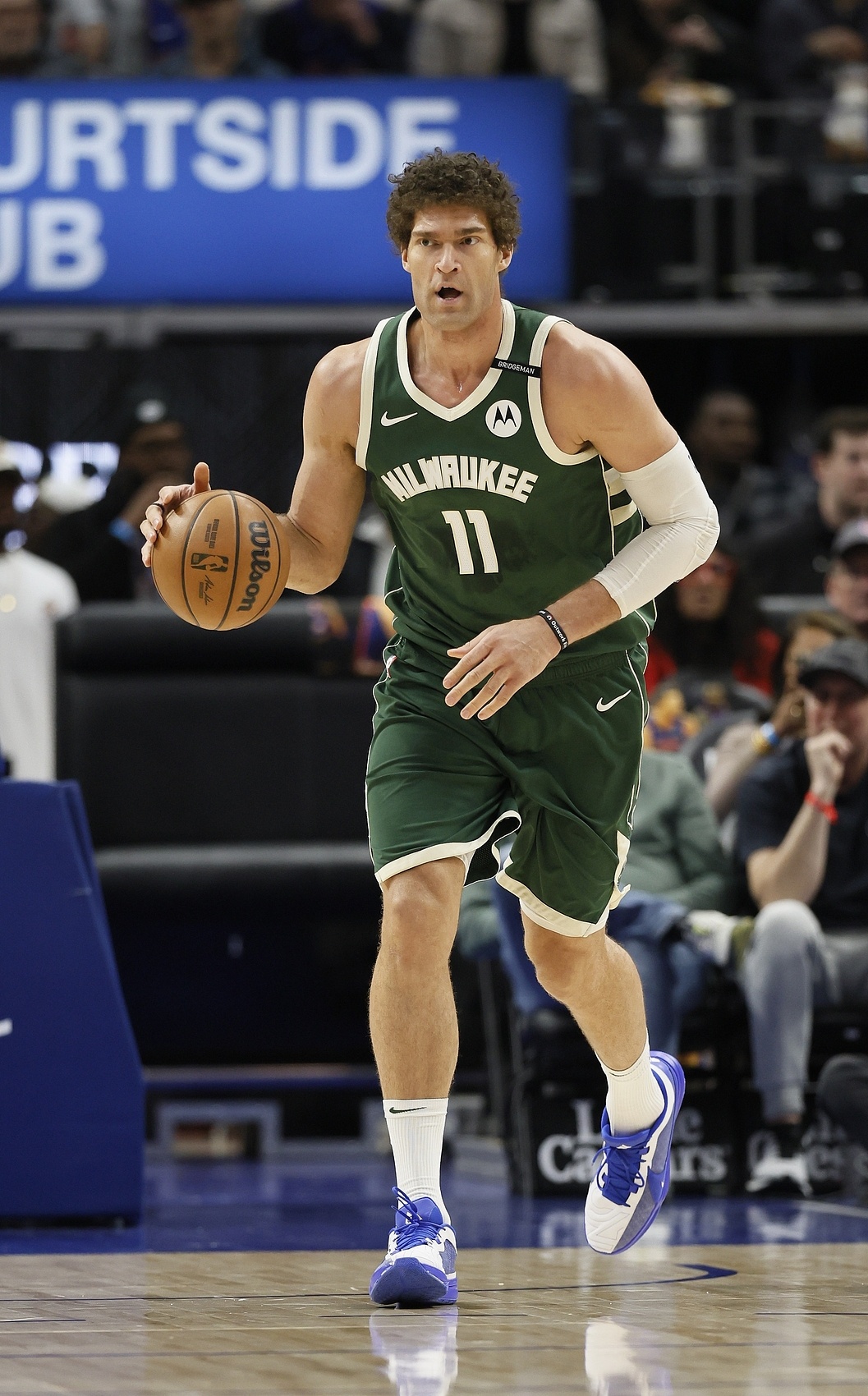 擅长护筐！大洛连续3个赛季干扰对手投篮数冠决全联盟