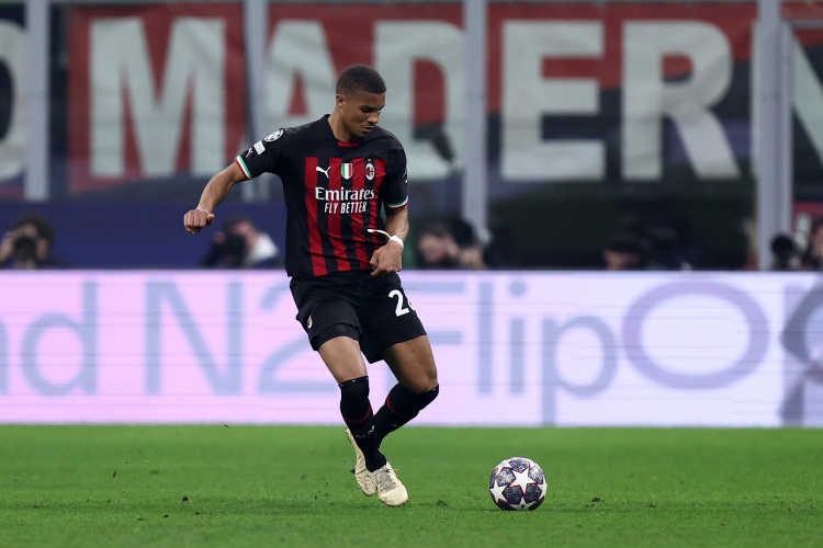 隆戈：纽卡在研究对佳夫的新报价，金额可能超过3600万欧