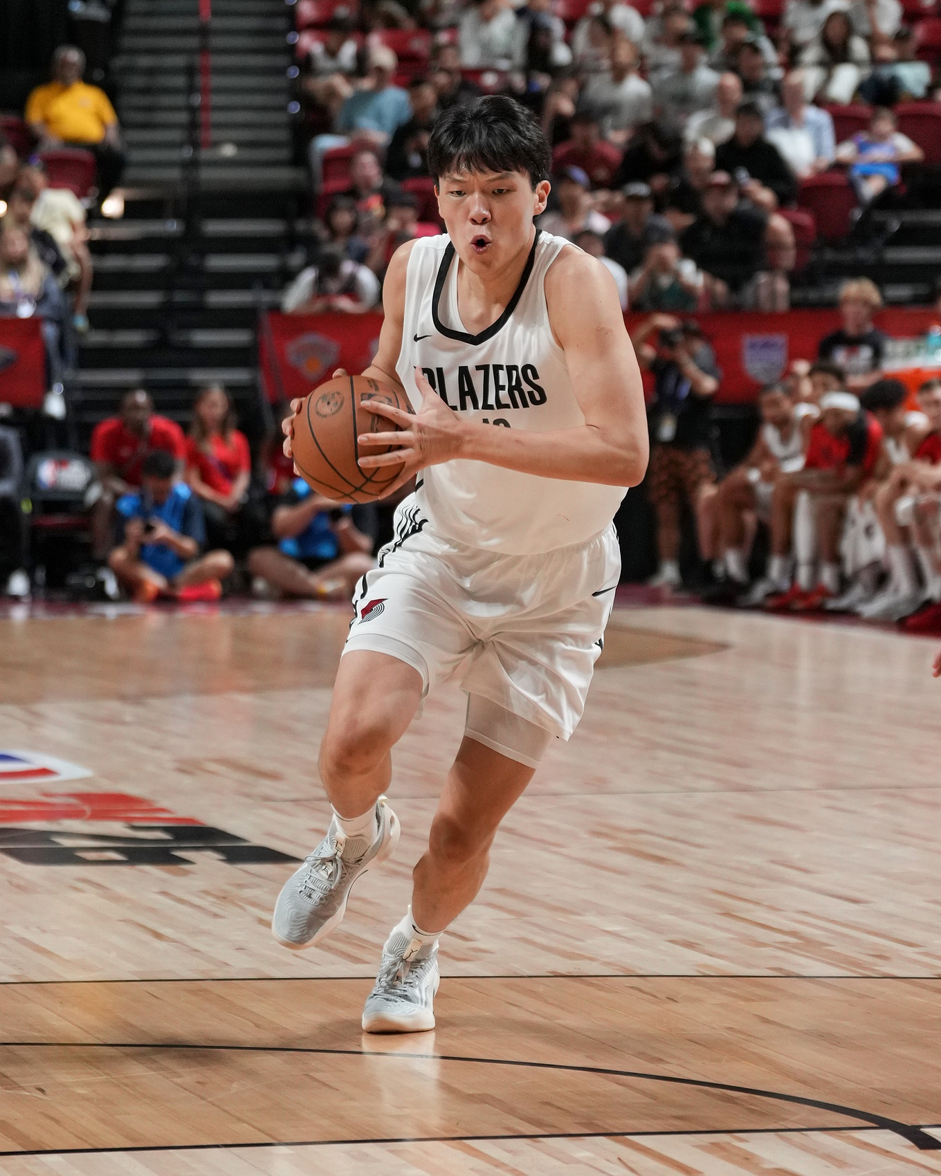 🤔美记：杨瀚森来自CBA 我对他的速度表示担忧因为NBA节奏很快