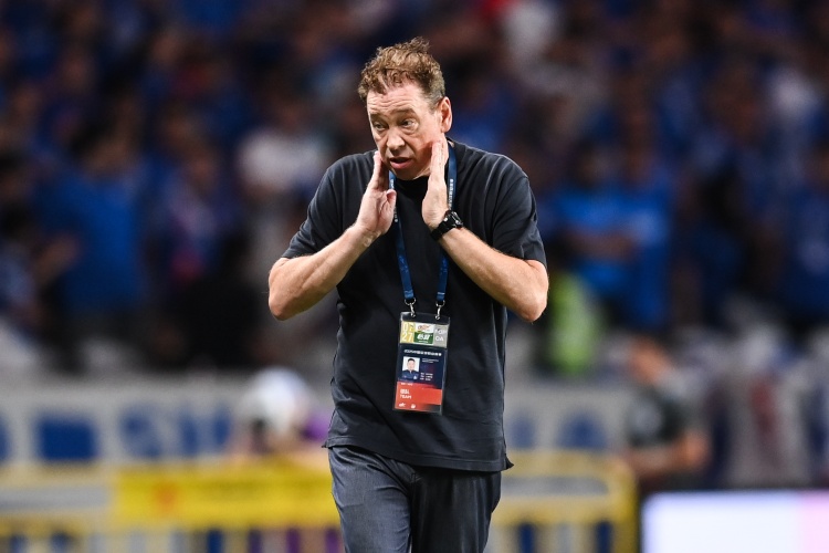 斯卢茨基：上海德比的精彩程度在中国是顶流的，细节决定成败