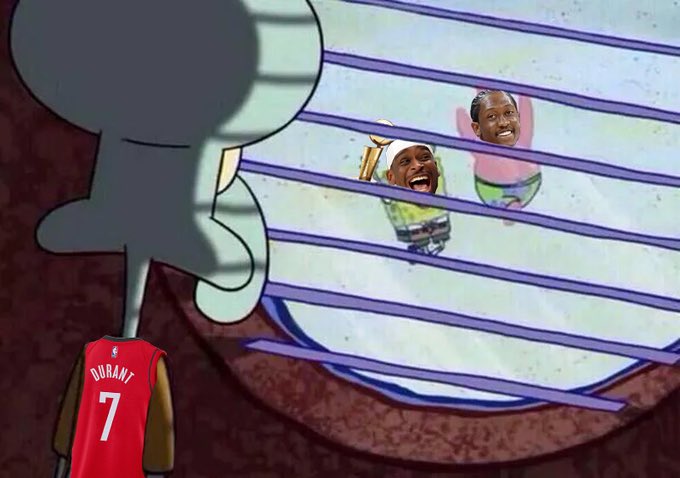 😂😂😂搞！KD看着雷霆升起冠军旗帜~