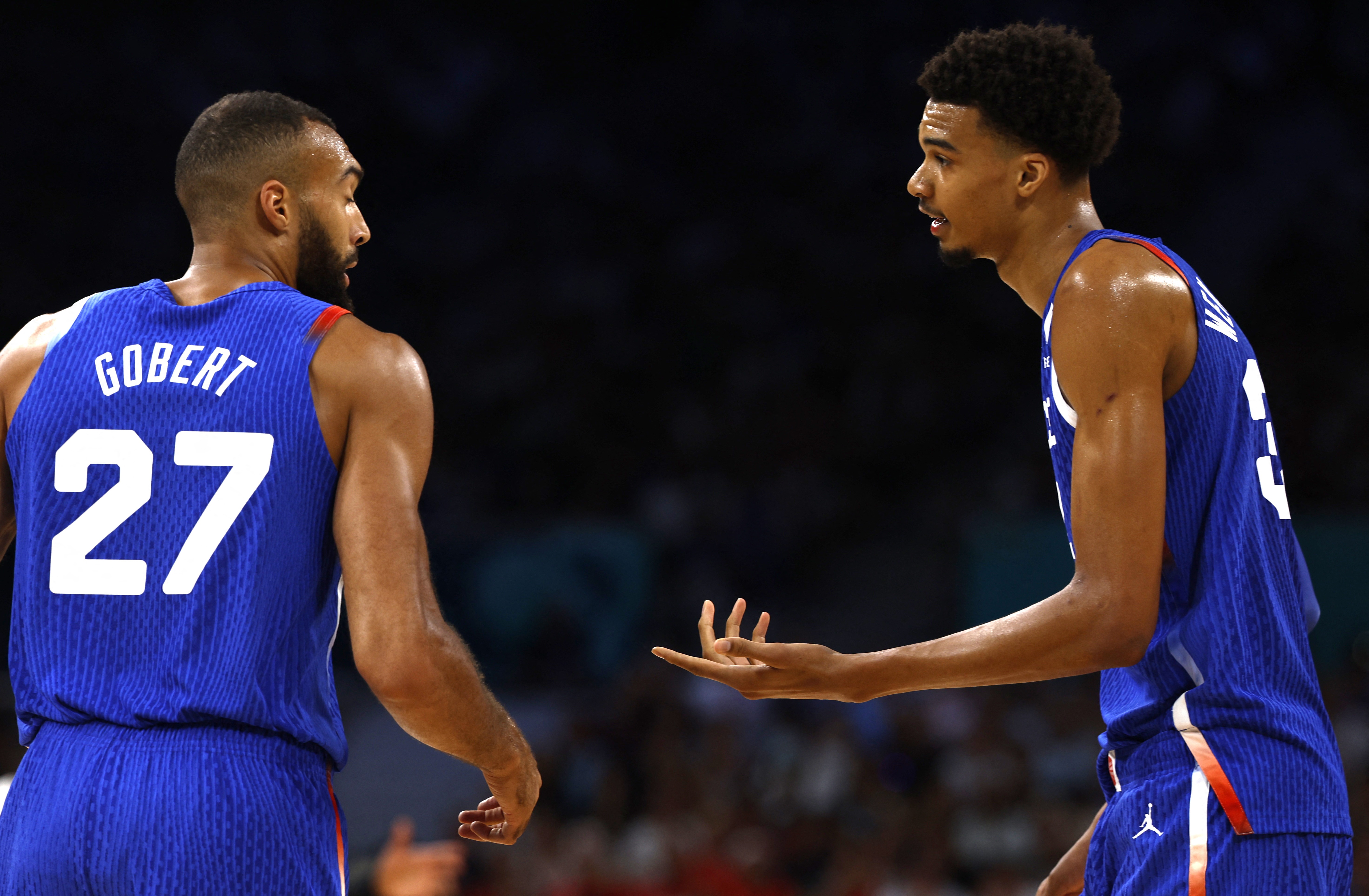 也挺多！将缺席欧锦赛的NBA球员：文班&戈贝尔&哈滕&小萨在列