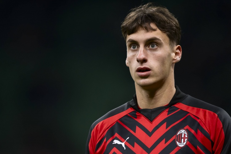 米兰官方：泰拉恰诺租借加盟升班马克雷莫纳，合同中包含买断条款