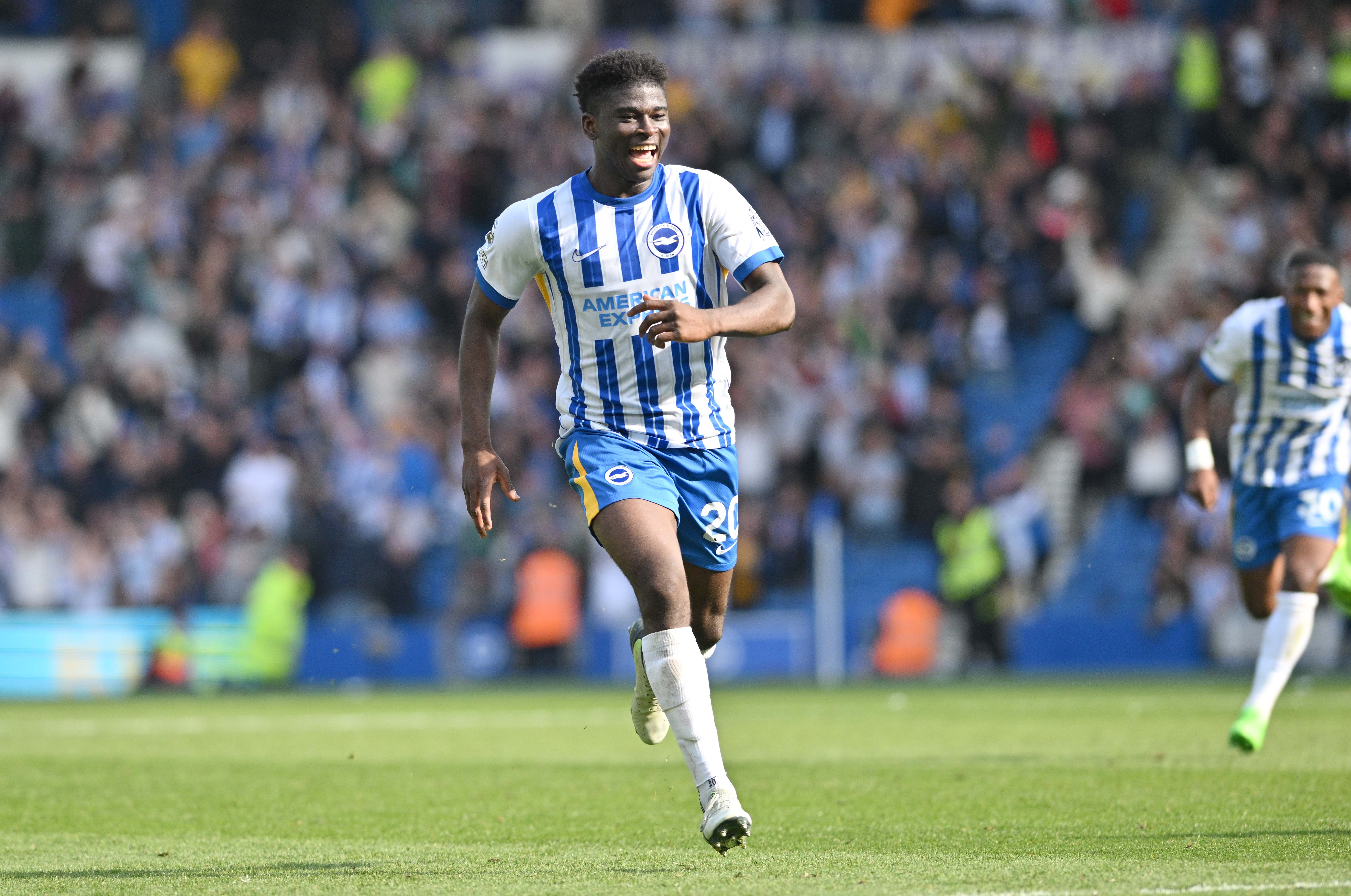 BBC：曼联已经放弃对巴莱巴的追求，因为布莱顿表示球员不会离队