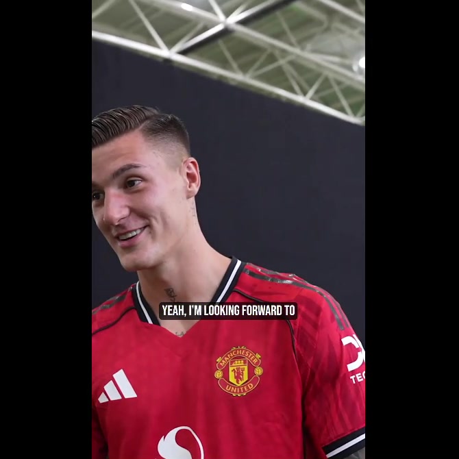 曼联晒球员采访预热英超首轮，塞斯科：希望取得最好的结果