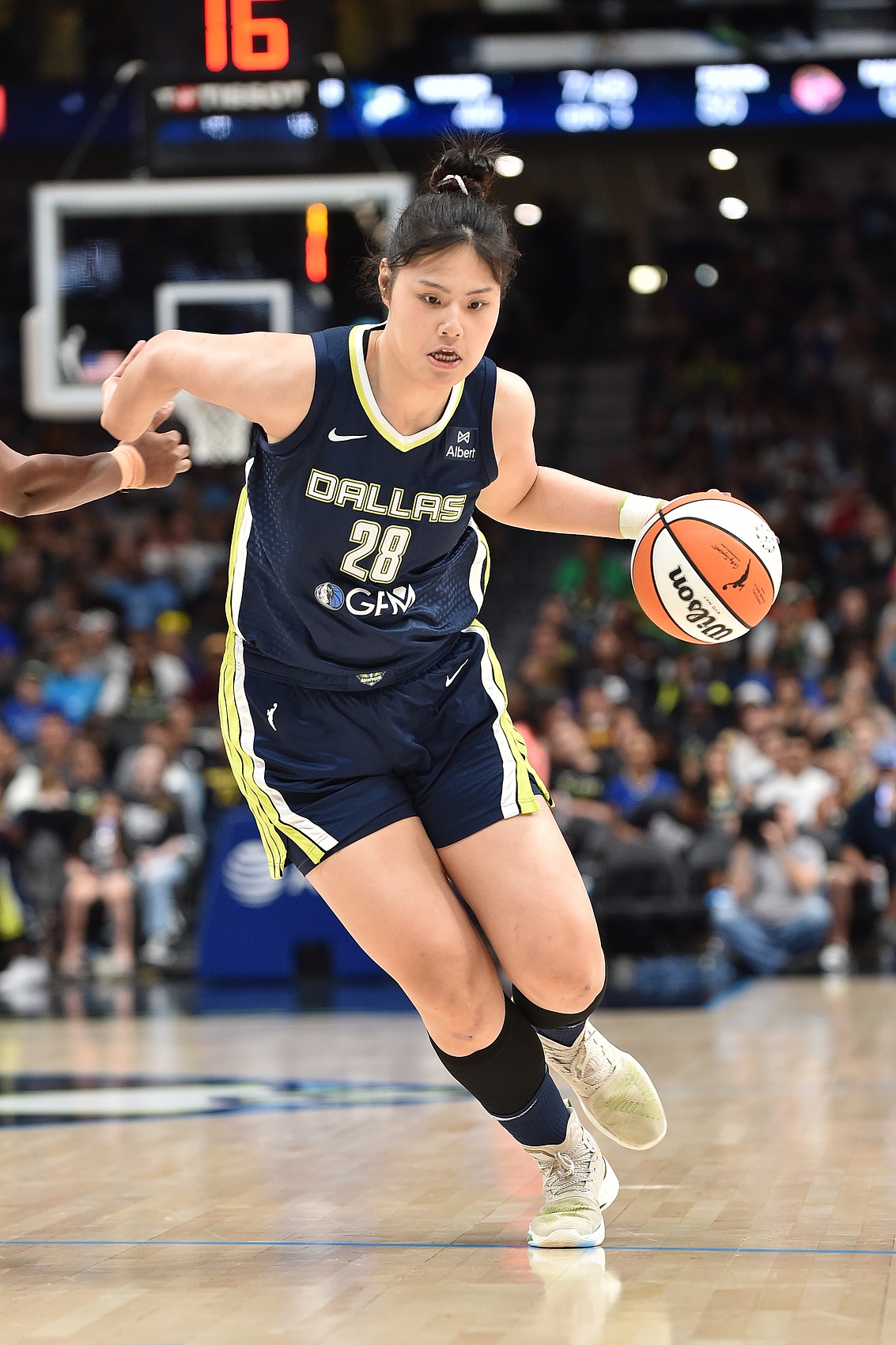 上上场20分新高！上一场受伤！李月汝左膝受伤明日比赛出战成疑