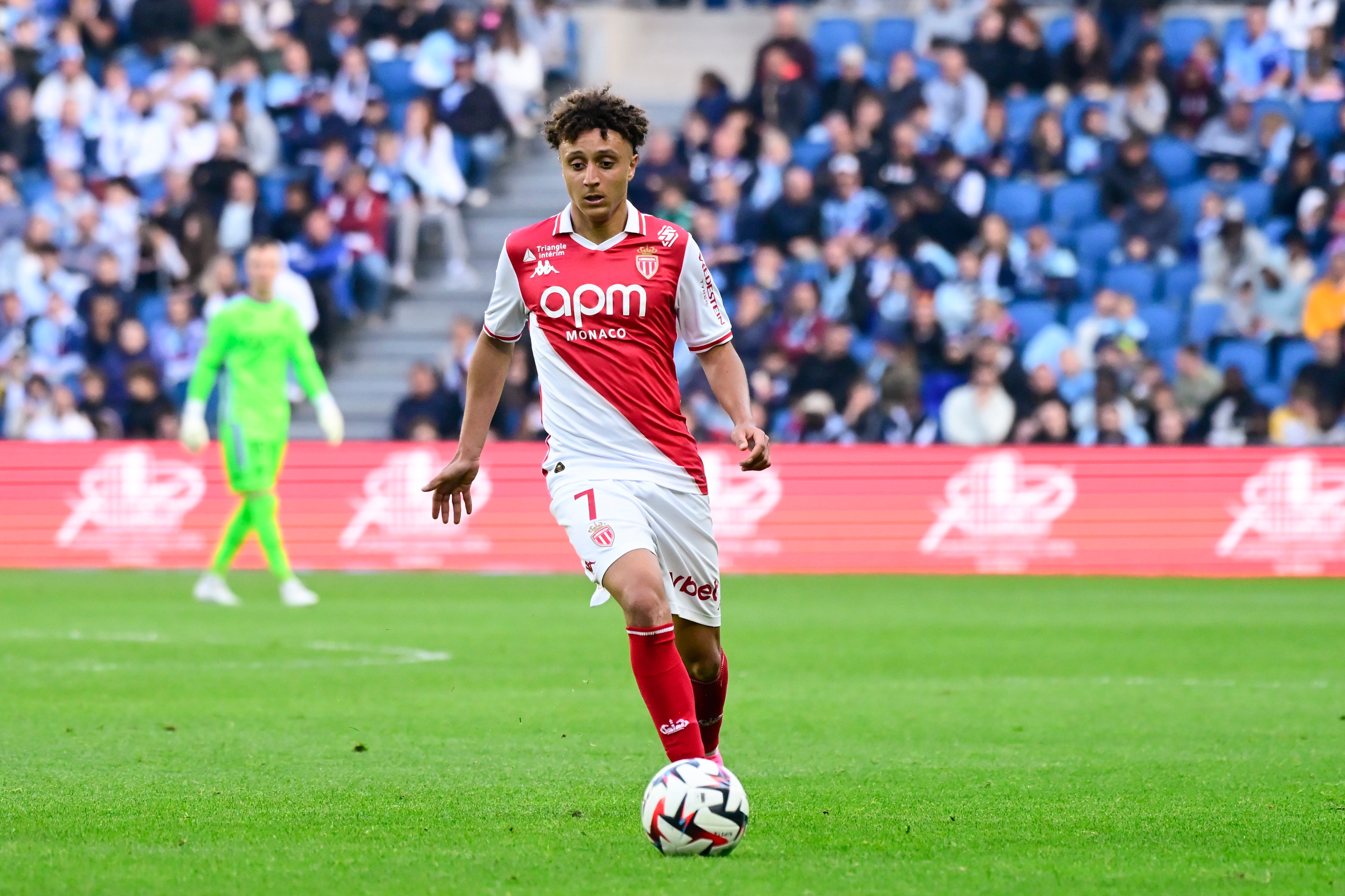 队报：寻阿德利替代者，药厂报价摩纳哥攻击手本-塞吉尔