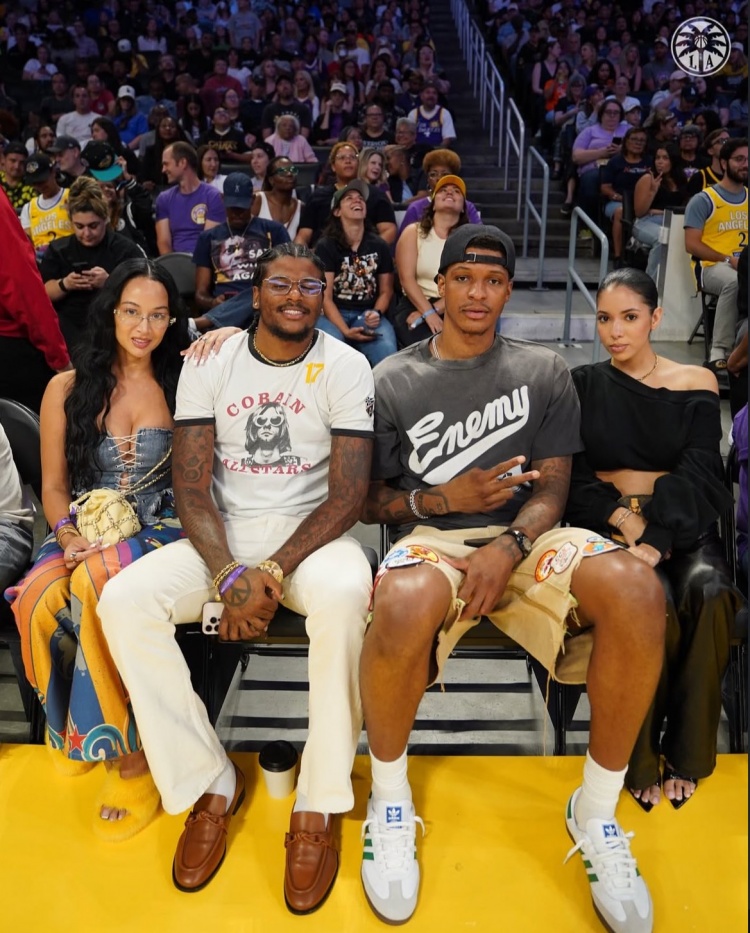 火箭记者：休赛期杰伦-格林好像变壮了 他需要这样