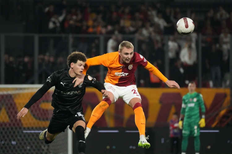 官方：加拉塔萨雷后卫尼尔森租借加盟维罗纳，买断费800万欧