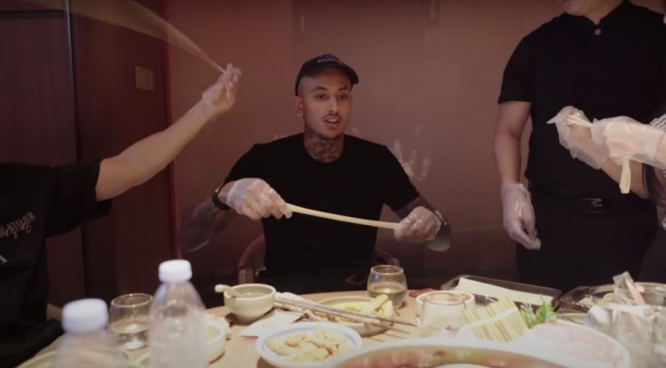 库兹马：不喜欢洛杉矶的交通 但中国的交通状况才是真的疯狂