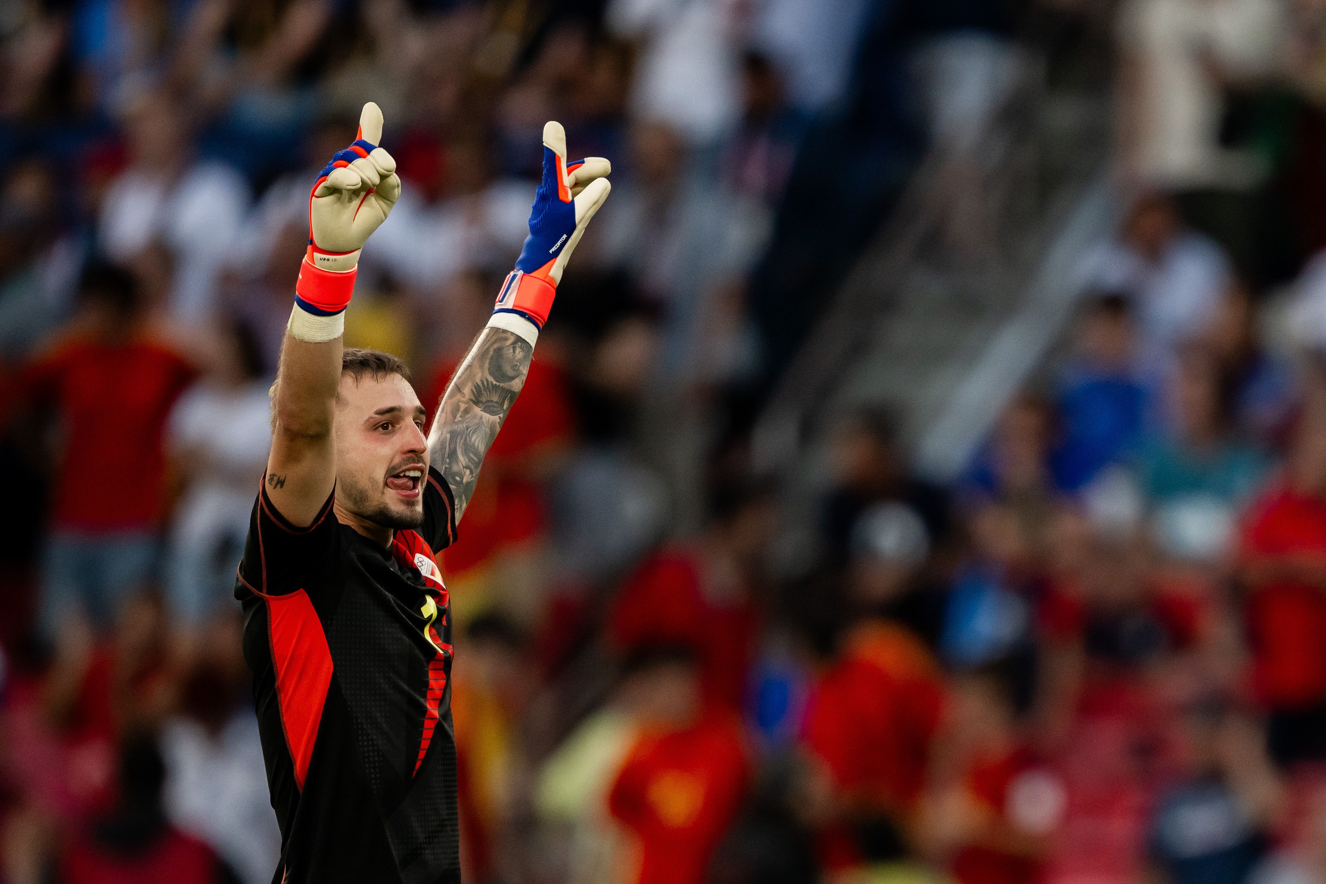 记者：比利亚雷亚尔签特纳斯已达原则性协议，预计下周即可敲定