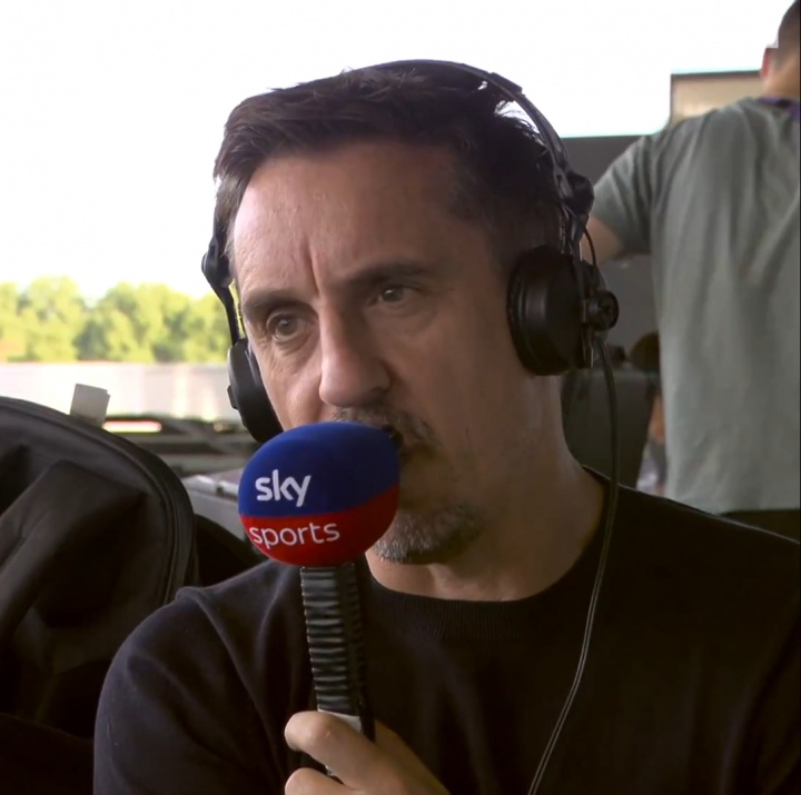 很形象！内维尔谈曼联：乐观情绪略受打击，感觉像旧伤疤裂开了