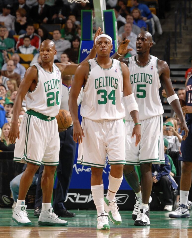 贝弗利：08凯尔特人把KG换成司机也能拿冠军 他们空间太好了