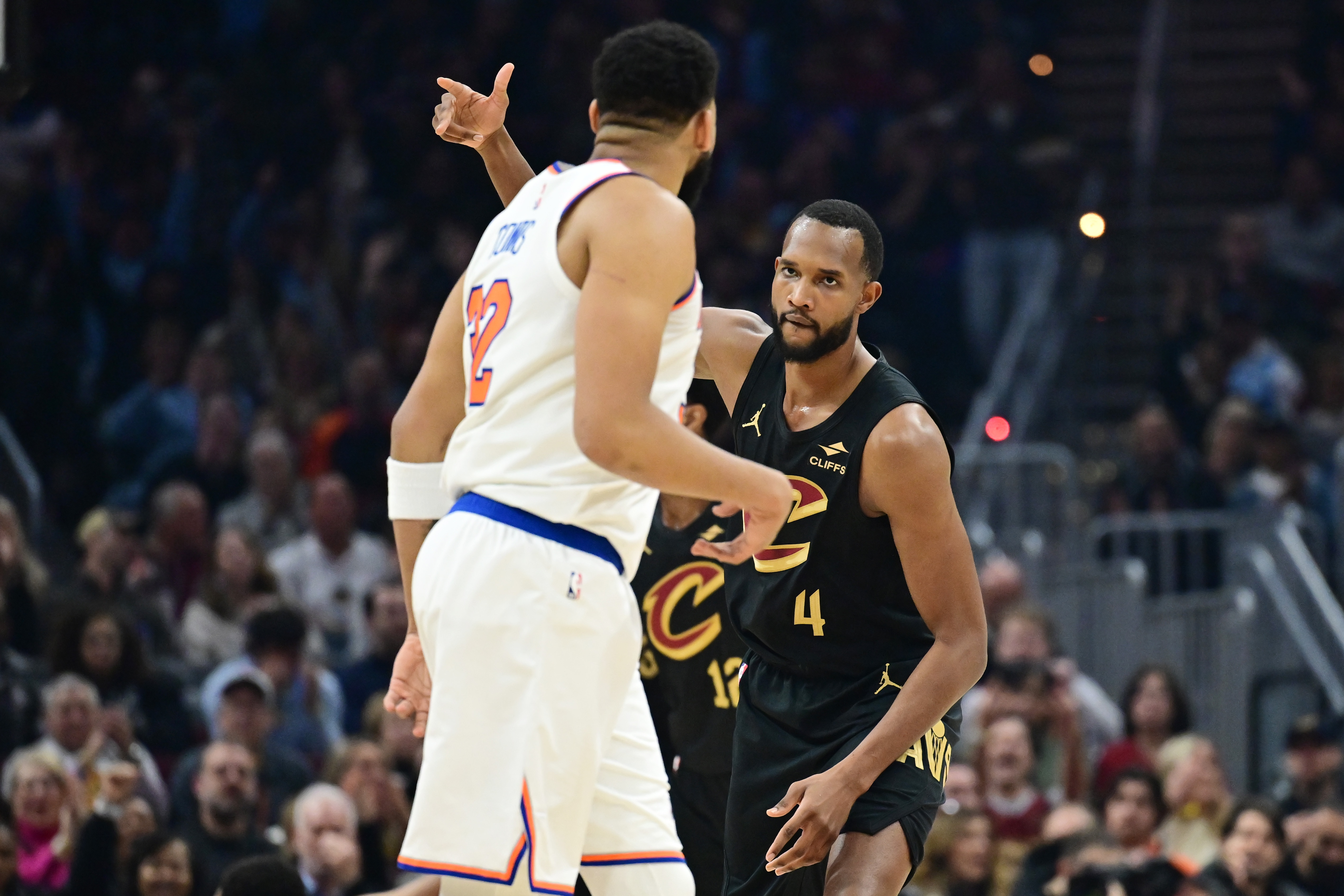 ESPN预测新赛季东部冠军：骑士&尼克斯双雄争霸 步行者仍进前五