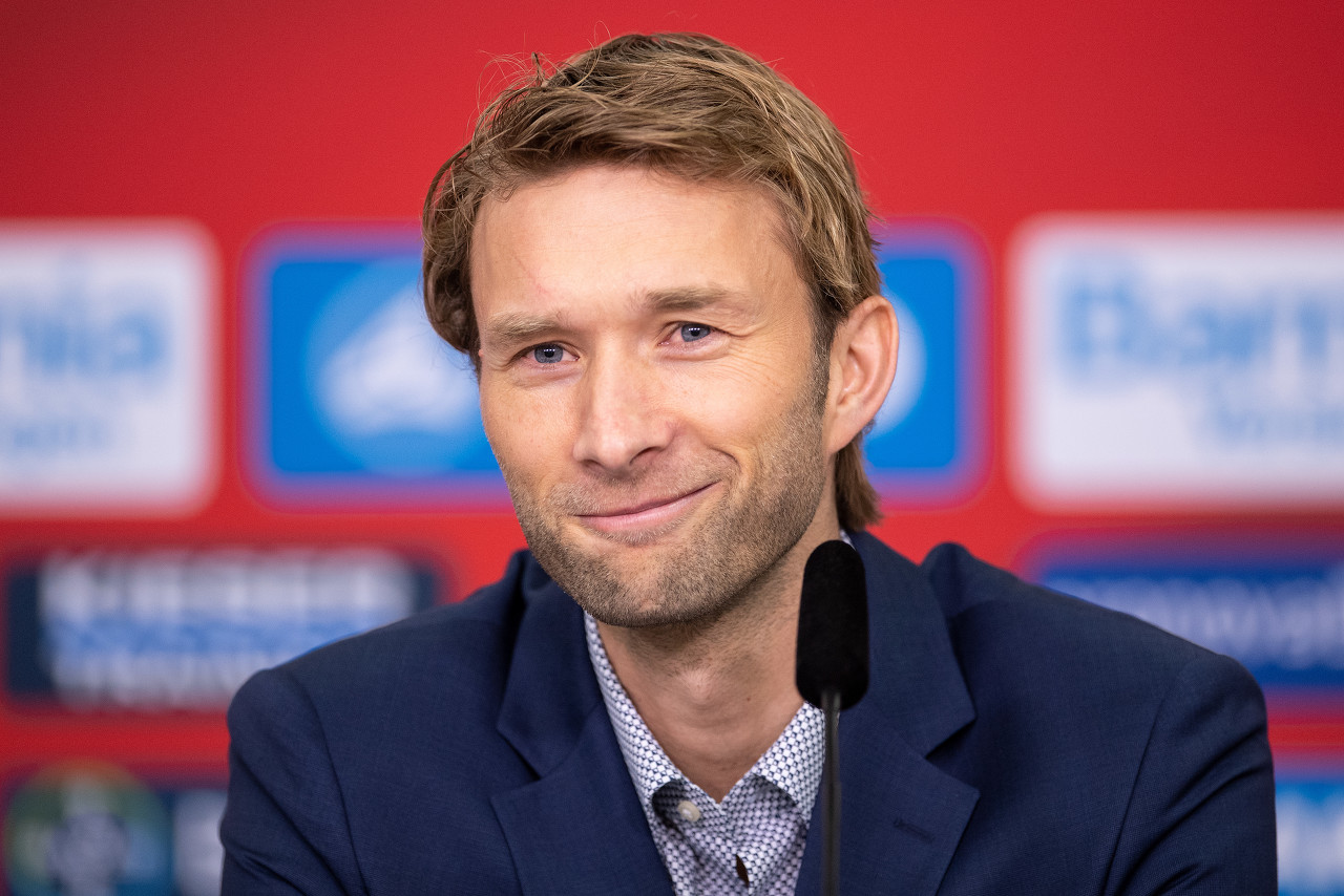 勒沃库森高层：对欧冠抽签结果非常满意，我们的目标是晋级16强