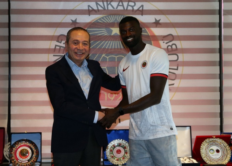 曾效力超10队，官方：30岁前米兰前锋尼昂加盟土超根克勒比利吉