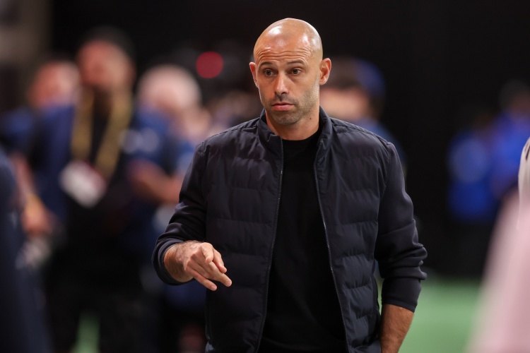 马斯切拉诺：说我们靠裁判晋级太不公平，梅西决赛出战没有问题