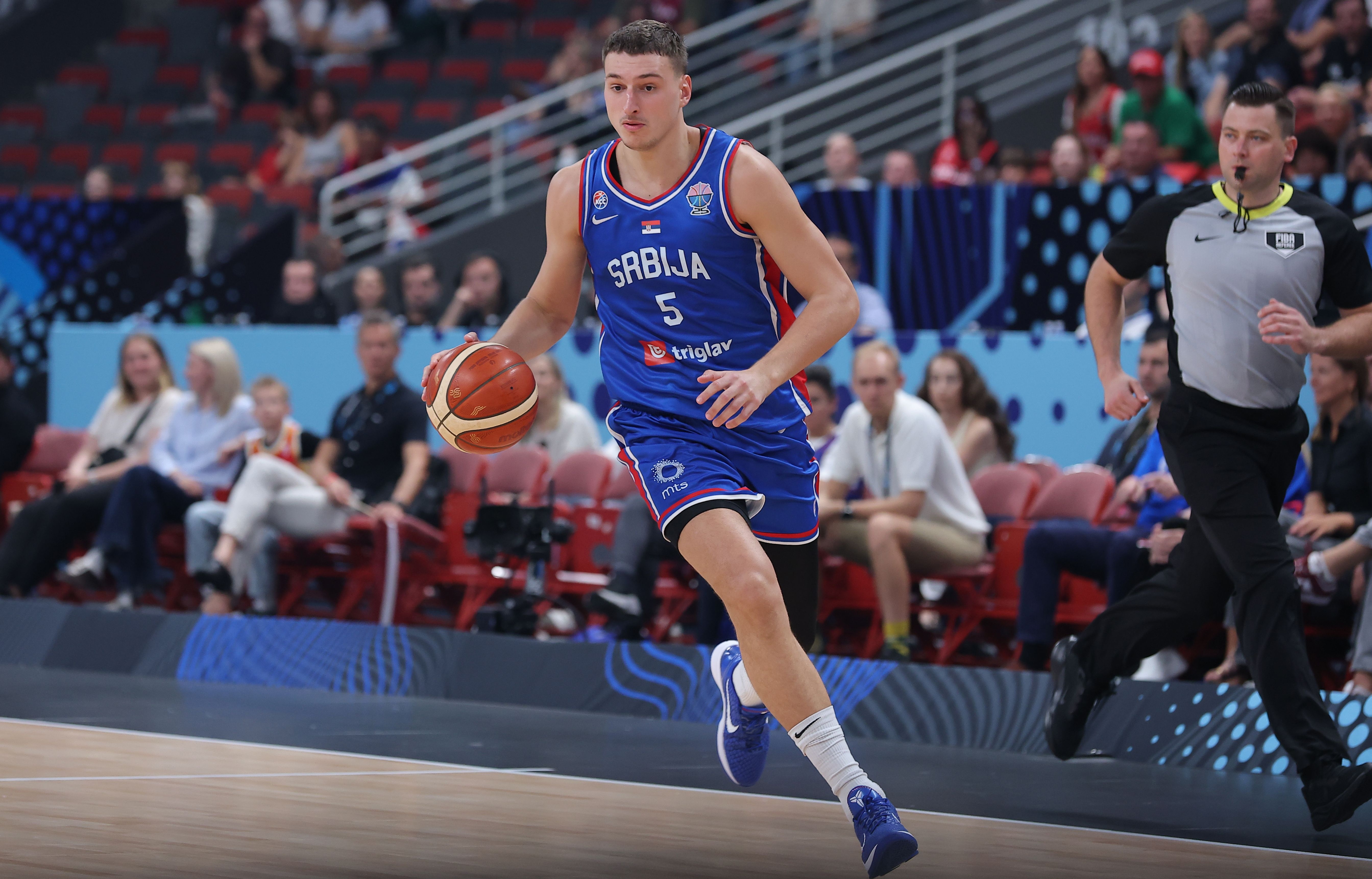 状态全无！约维奇28分钟3中0仅靠罚球得1分 另有2板2助1断1帽