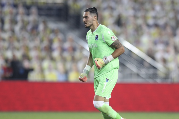 官方：加拉塔萨雷2750万欧签下特拉布宗体育门将恰基尔