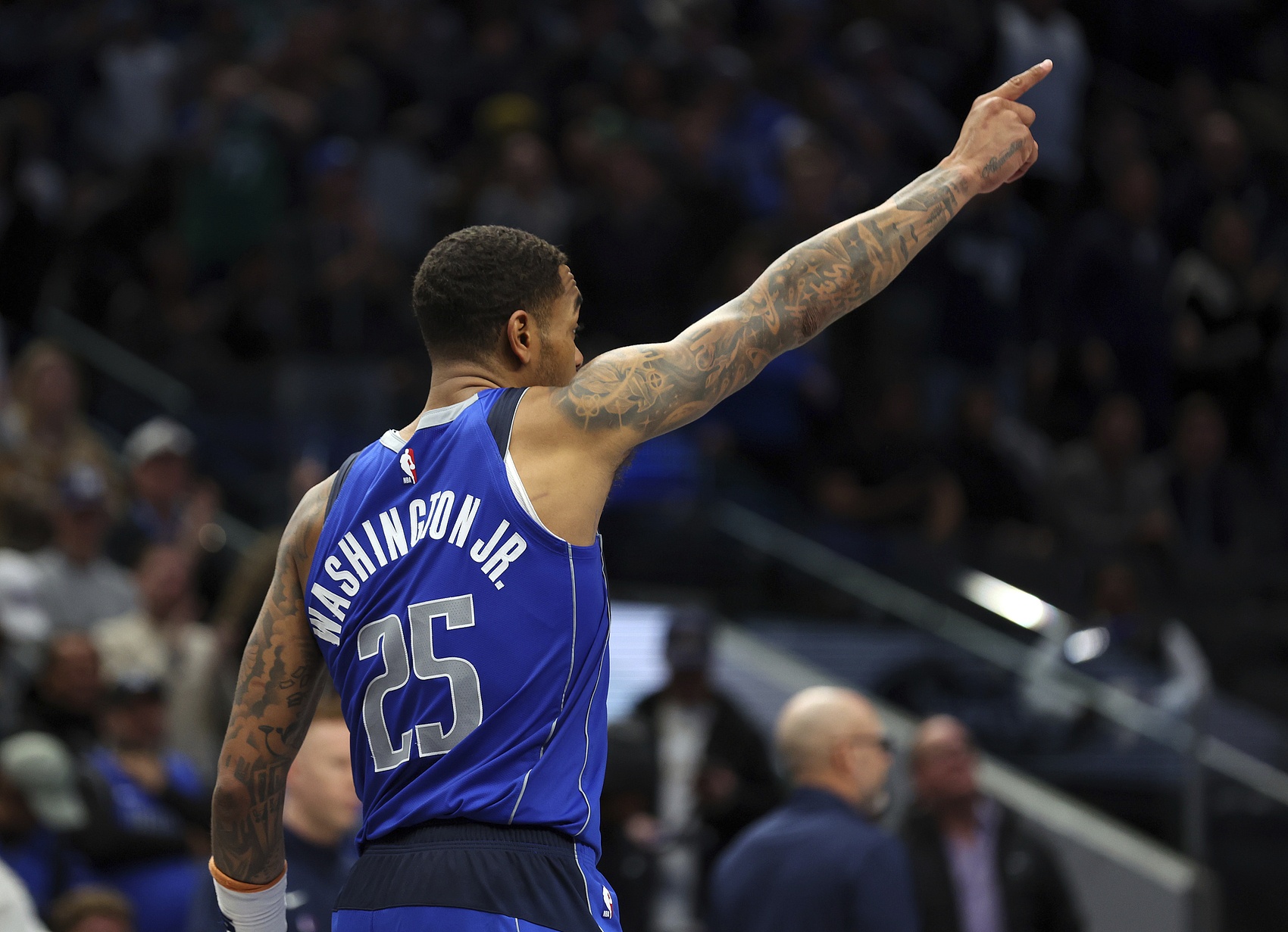 早有预告！华盛顿续约前后都发推：感恩上帝🙏🏽