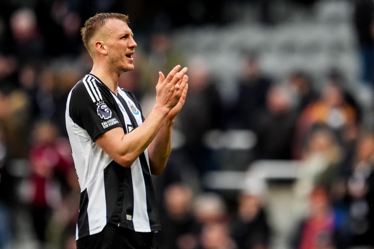 丹-伯恩谈伊萨克：很高兴事情尘埃落定，我对他只有祝福