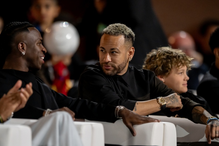 吉马良斯：安切洛蒂确实有计划让内马尔回归，国家队大门永远敞开