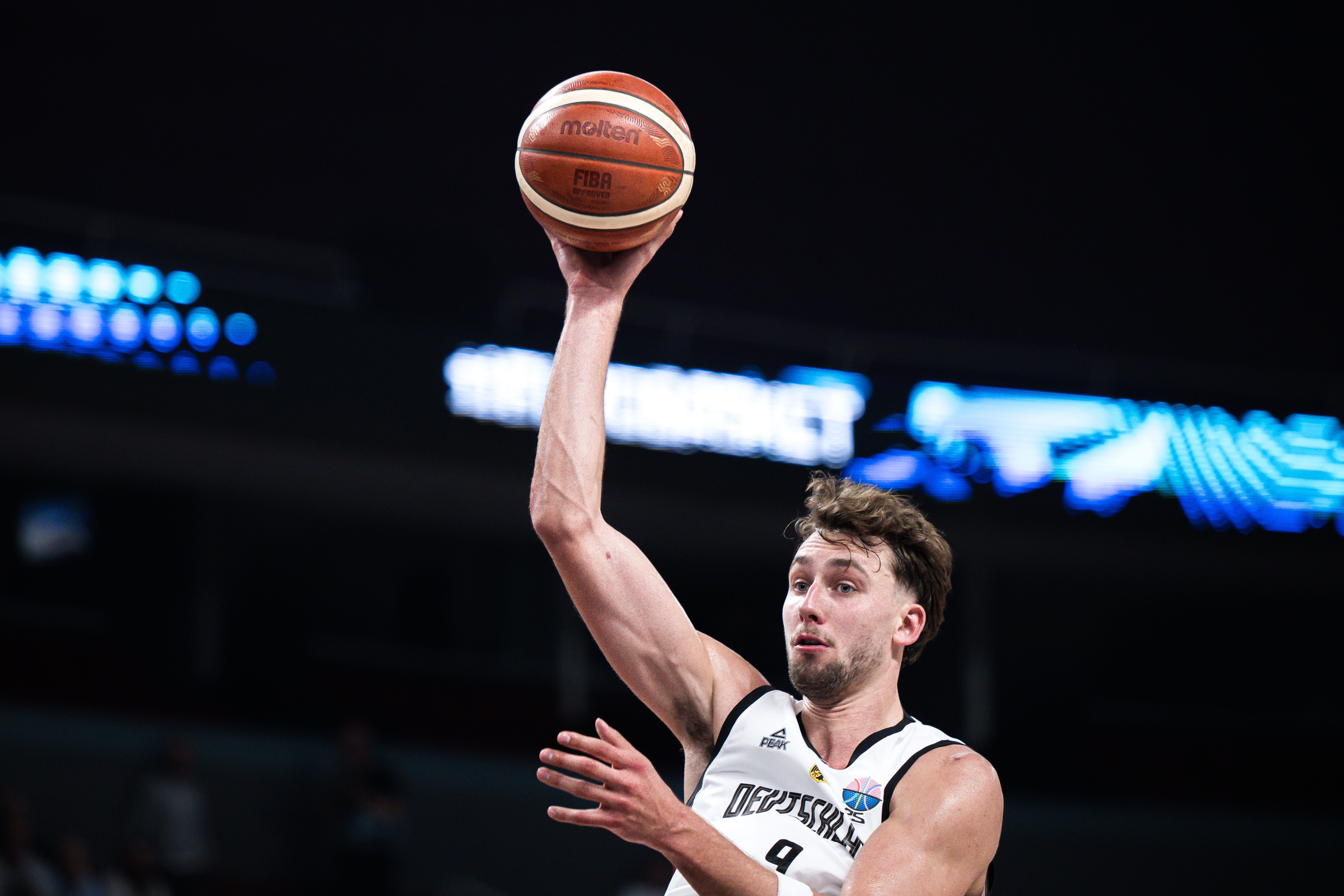 频频杀伤！小瓦格纳17中5砍全队最高23分外加7板4助 罚球14中13