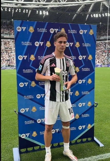 2场2助攻，伊尔迪兹在国家德比赛前获颁8月意甲最佳奖杯