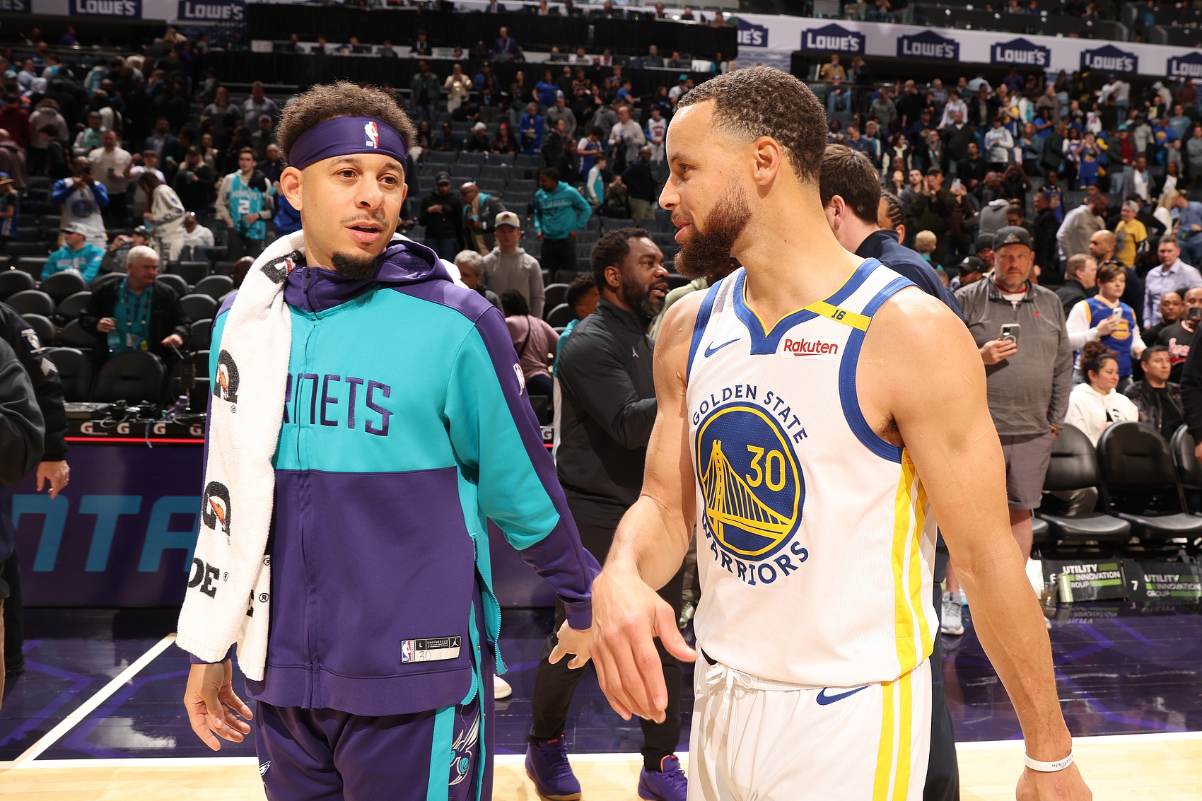 队内有两个库里！贝弗利：赛斯去勇士后 斯蒂芬的投篮或变更强